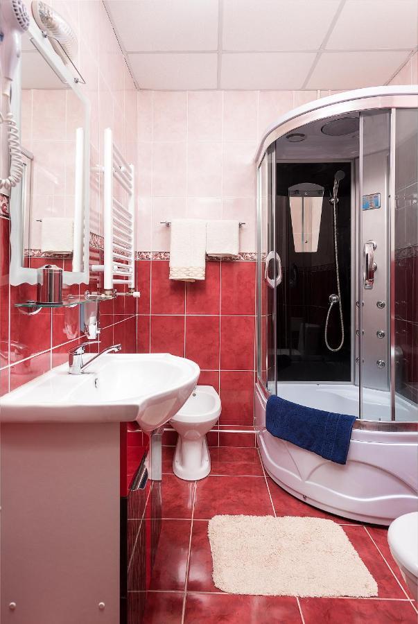 Art Hotel Кишинів Екстер'єр фото