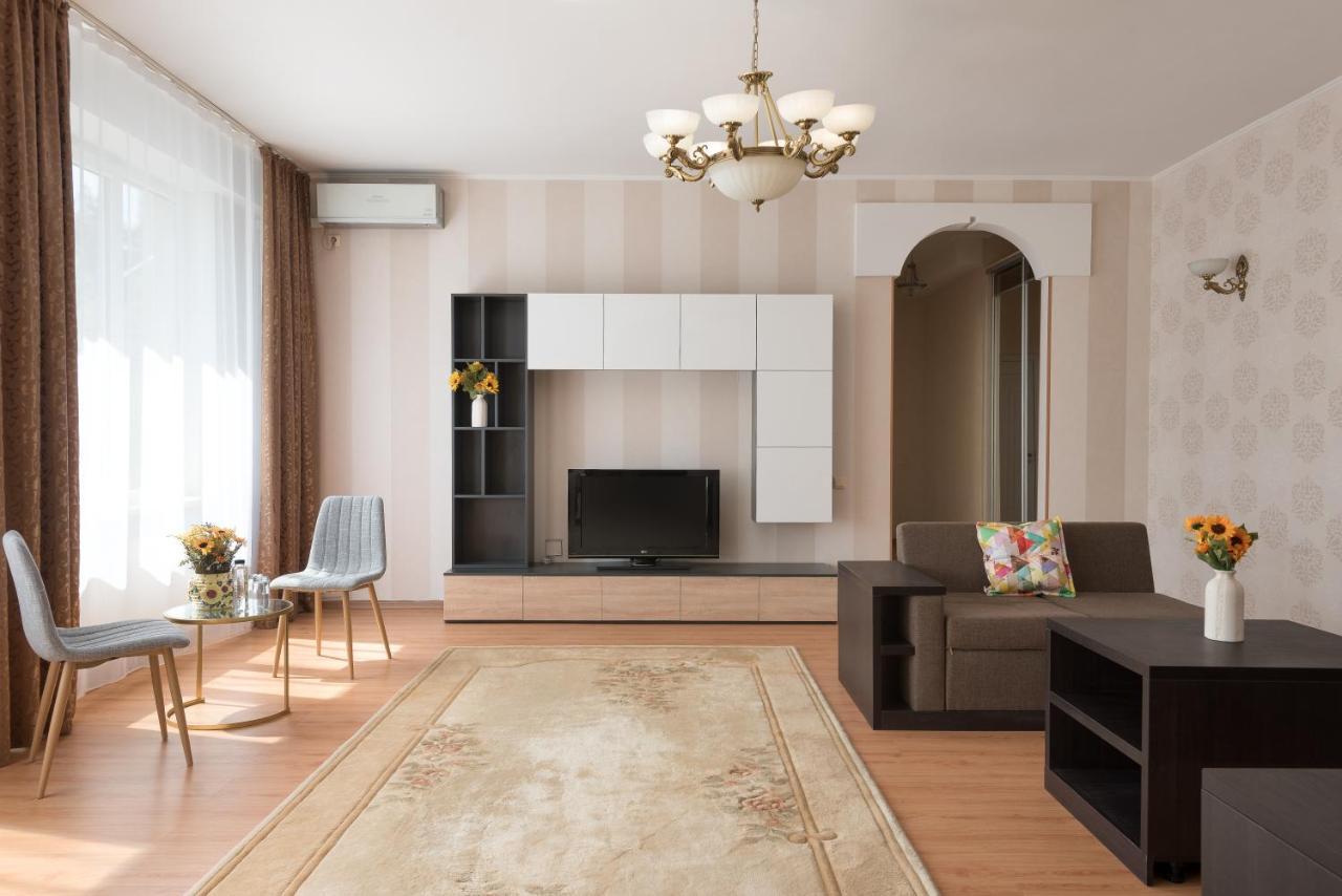 Art Hotel Кишинів Екстер'єр фото